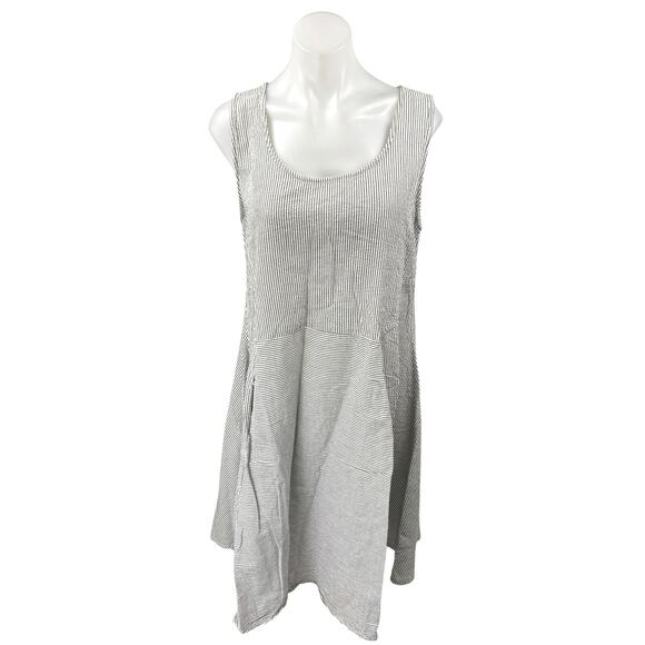 Tulip Women's White Black Striped Sleeveless Scoop Neck Midi A-Line Dress Size S - Picture 1 of 4